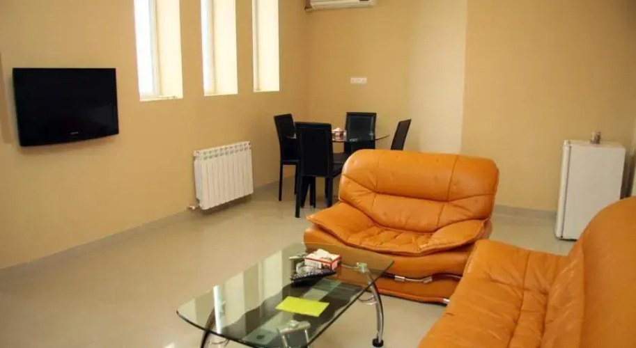 Castel Dghyak Hotel