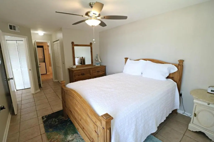 Ocean Village Club N31