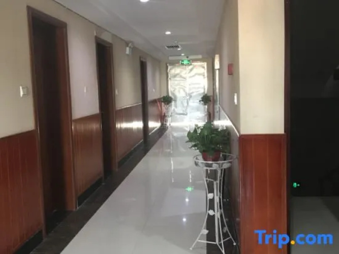 Tingyi Hotel, Lushan