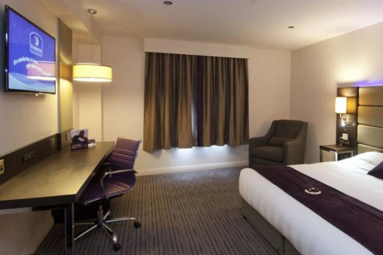 Premier Inn Dover Central Eastern  Ferry Terminal