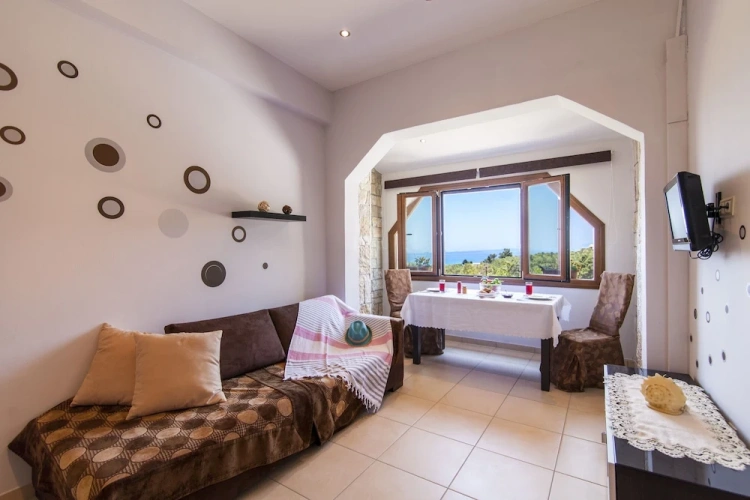Deluxe Double Apartment with pool view