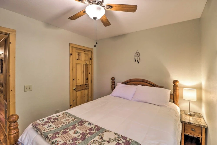 2 Bedrooms Cottage