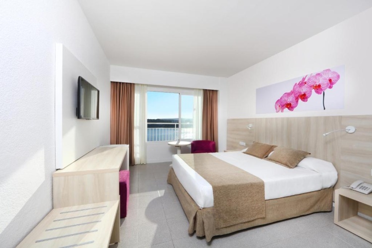 Standard Double room with sea view