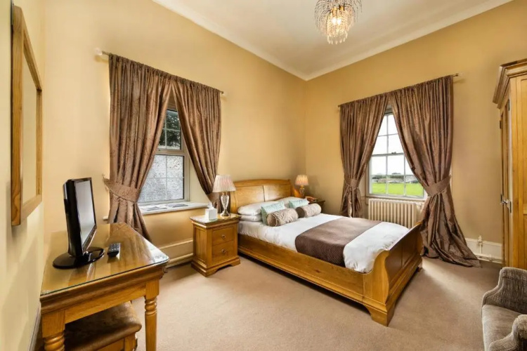 Greenhill Hotel