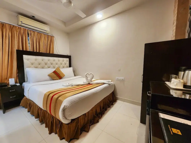 Hotel Housez43