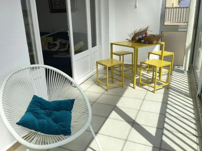 4 Bedrooms Double Cottage