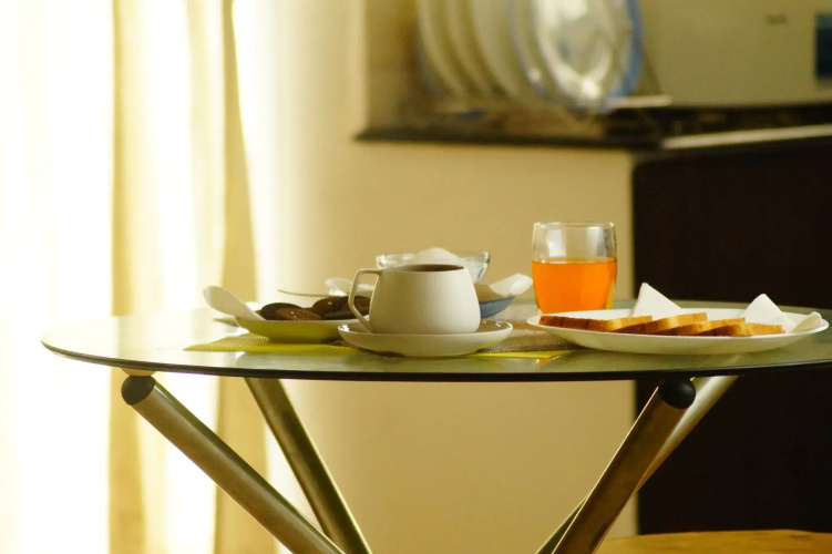 Eben Service Apartment
