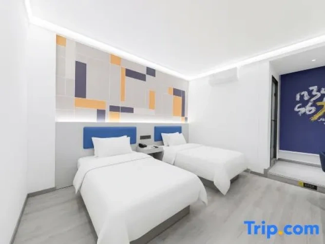Economy Twin room