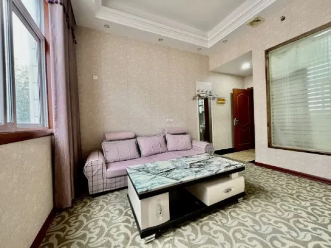 Zhoukou Meijing Business Hotel