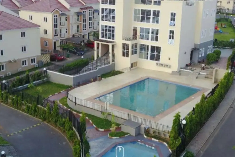Lovely One-bed Apartment Located in Abuja