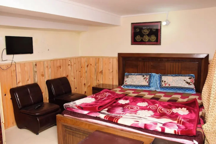 Quality Inn Hotel Murree