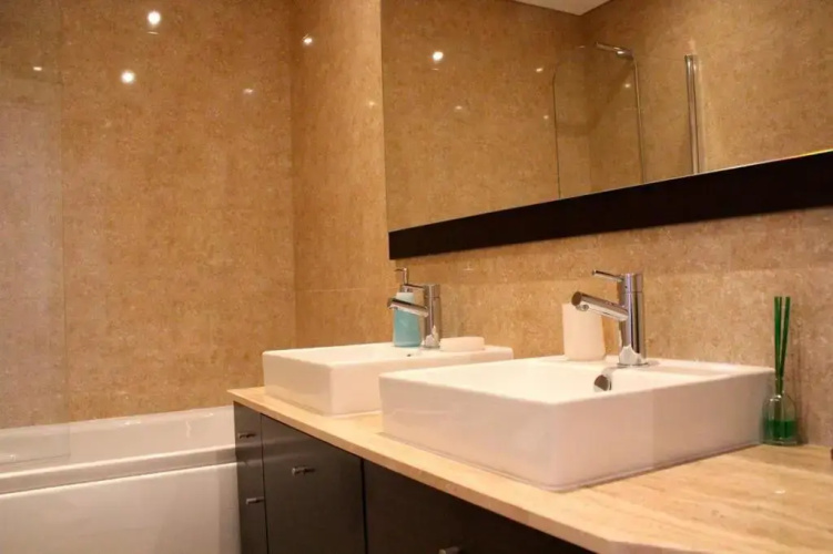Damaia Apartment