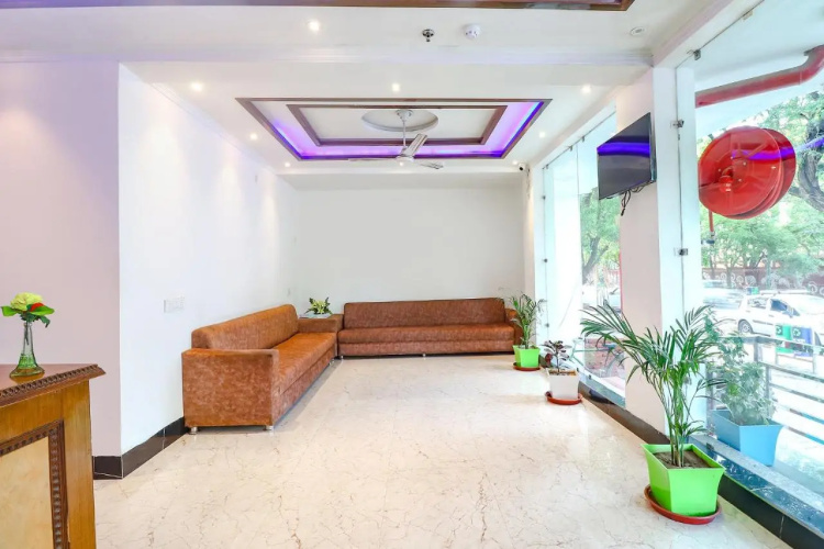 Fabhotel Bhawana
