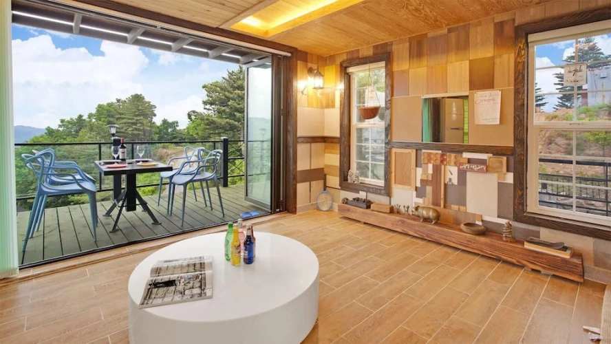 1 Bedroom Standard room with balcony