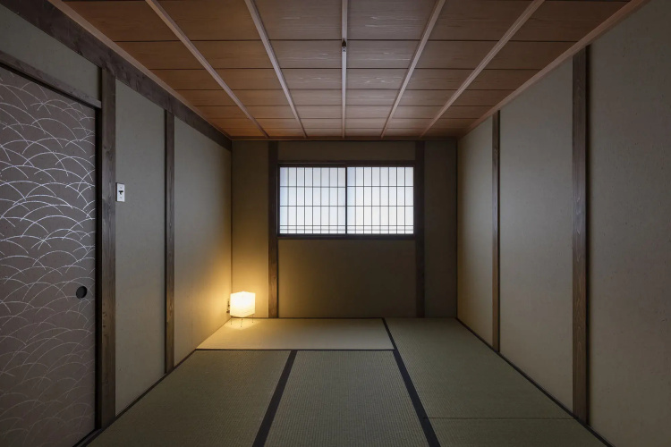 Choya Gosho-Minami