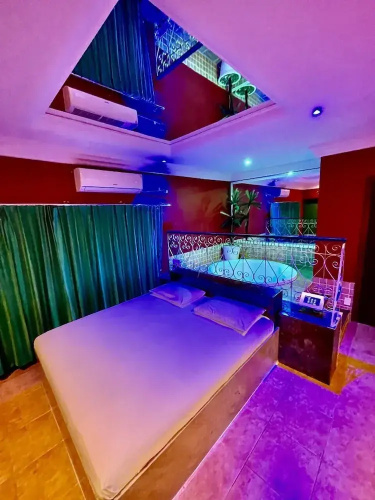 Bora Bora Motel