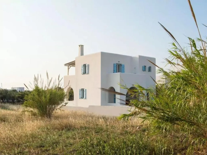 3 Bedrooms Apartment