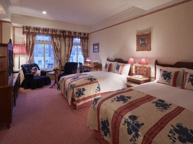 Standard Triple room