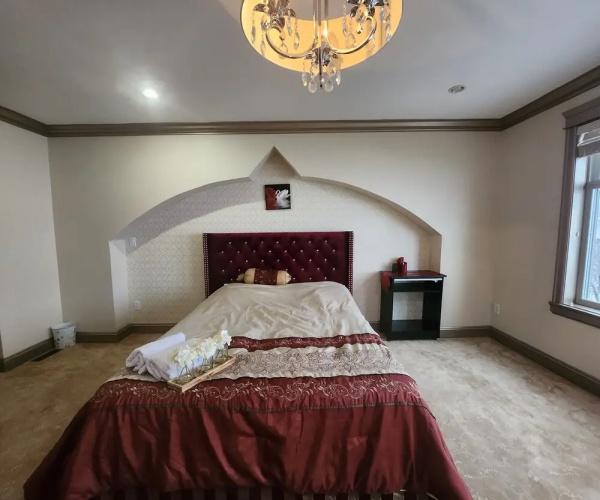 Empress Palace Hotel