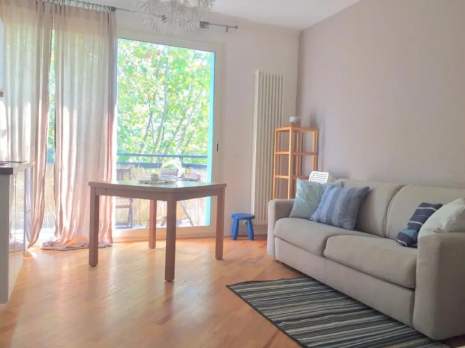 2 Bedrooms Apartment