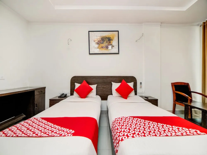 OYO Flagship 15233 Hotel G7