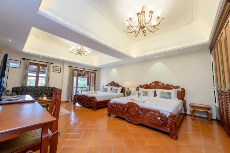 Family Suite with balcony and with river view
