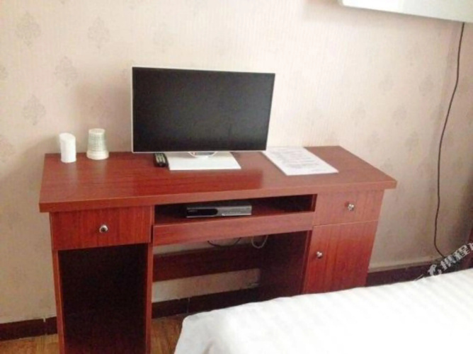 Binyue Hotel