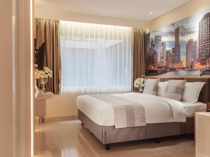Grand Viveana Hotel