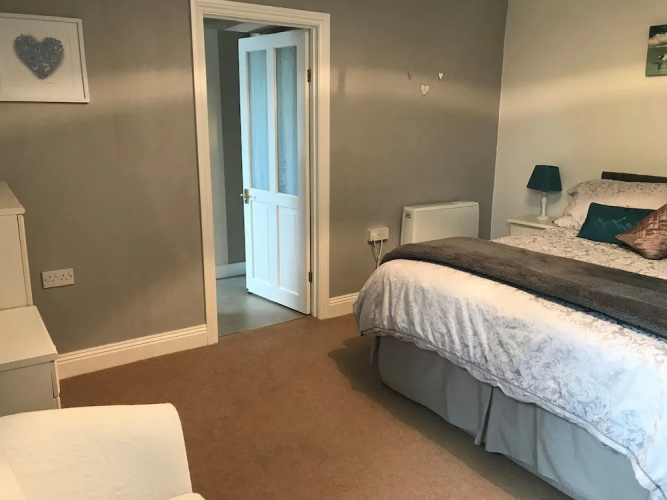 Holywell House B & B