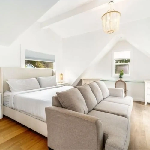 Standard room with balcony