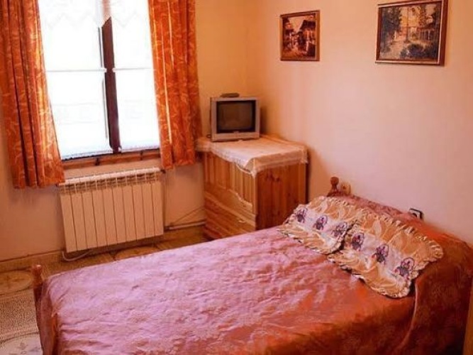 Elida Guest House