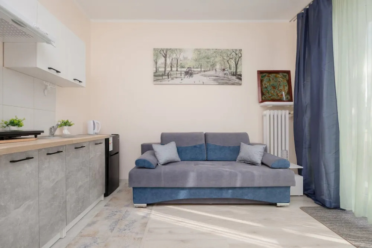 Gagarina Studio With Balcony by Renters