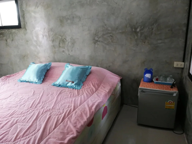 Baan Din Camp and Art Suanphueng