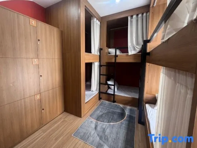 Bed in Dorm (female dorm)