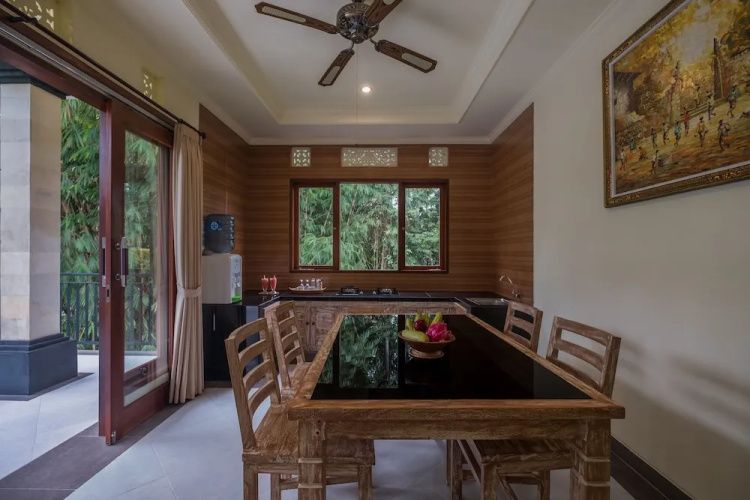 Puri Astina Villa