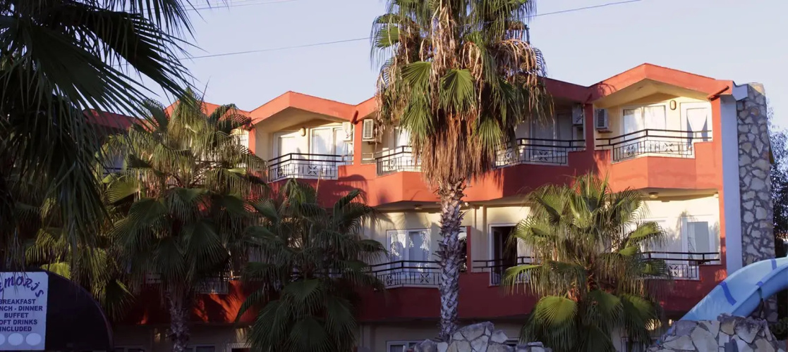 Semoris Hotel