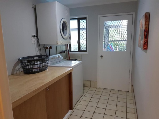3 Bedrooms Cottage