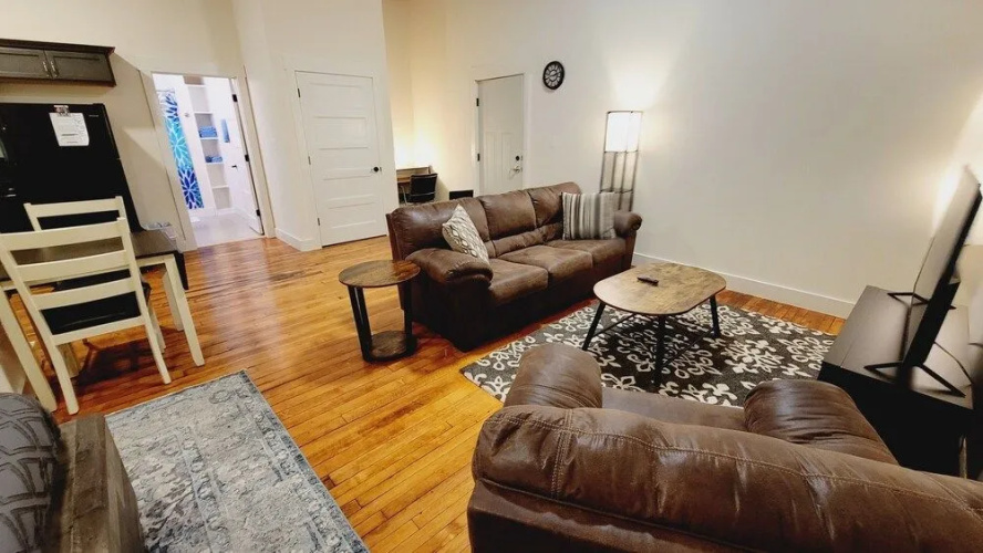 Geneva's Place LLC