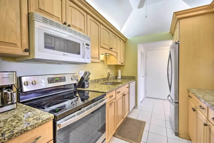 3 Bedrooms Apartment
