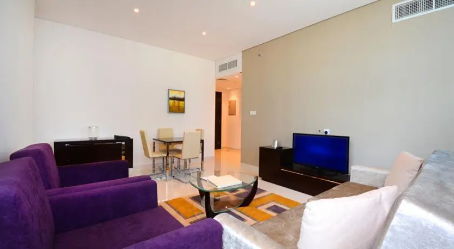 KeyoneHomes- Cosmopolitan