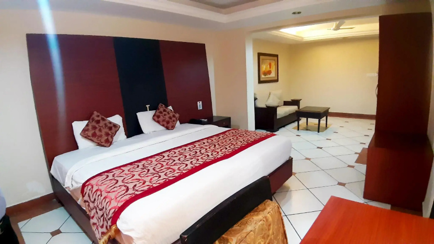 The Pride Hotel Cochin