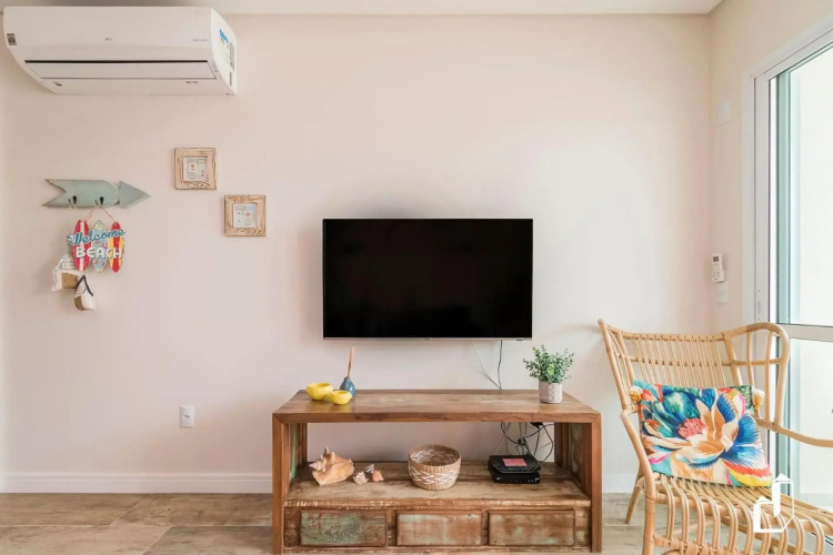 Apartamento com 02 dormitórios