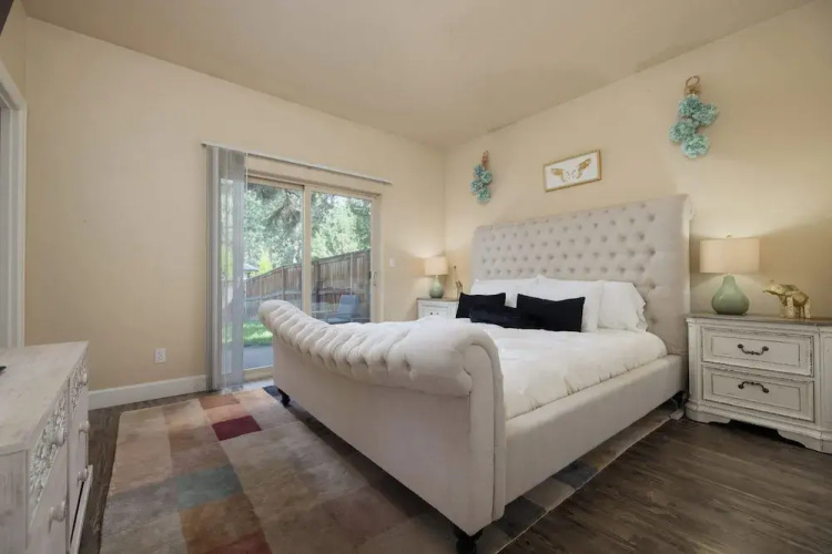 Charming Bend Sanctuary for 6!