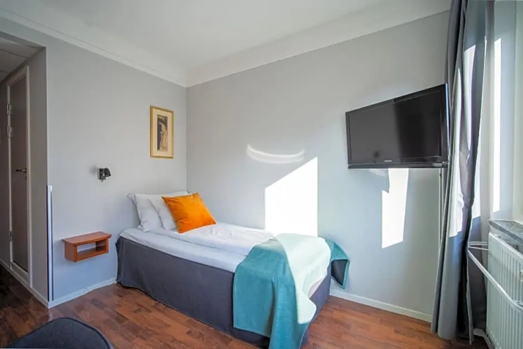 Standard Double room with view