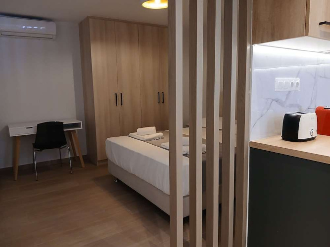 10 Apartments & Suites Athens