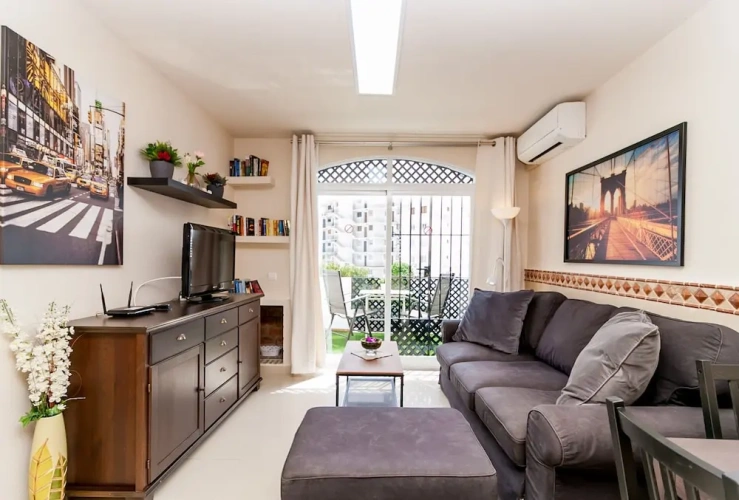 1 Bedroom Apartment