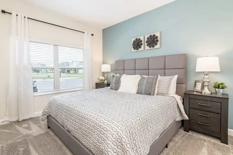 Chic Spacious With Private Pool Ideal Location