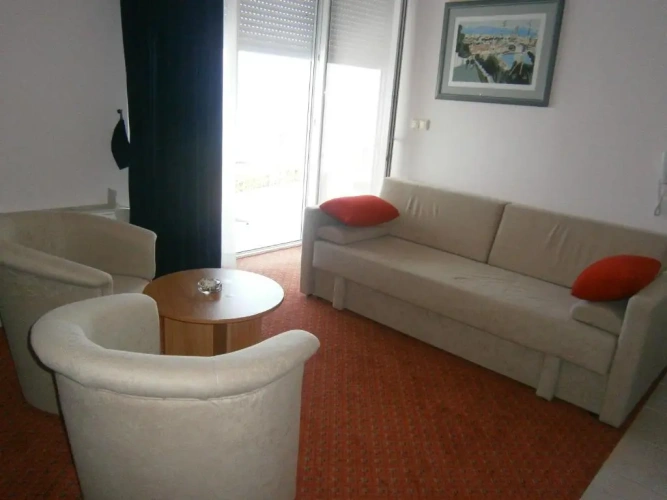 Suite with balcony