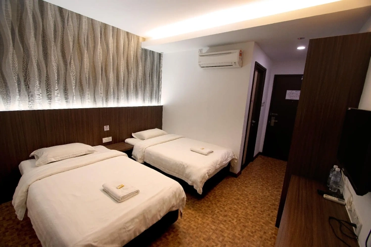 Standard Twin room