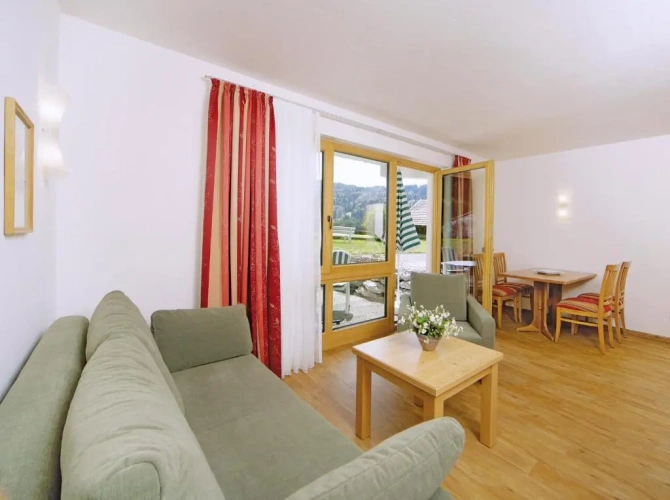 2 Bedrooms Apartment